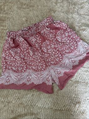 white birch Rose Floral Print Elastic Waist Lounge Shorts